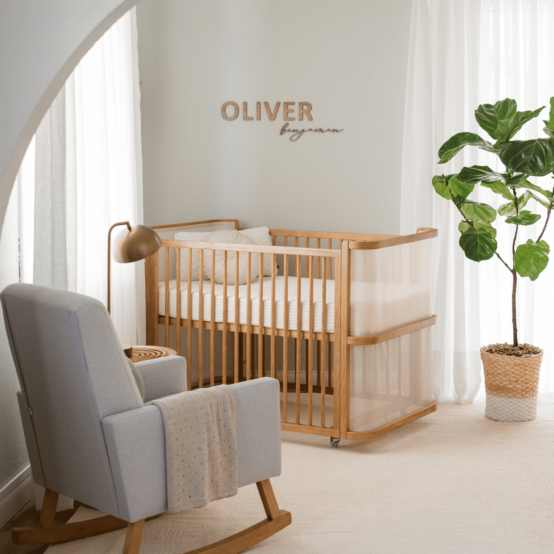 Berço Cama Evolutivo Maria Madeira Maciça Reflorestada com Tela Avelã Berço Cama Evolutivo Maria Madeira Maciça Reflorestada com Tela Avelã