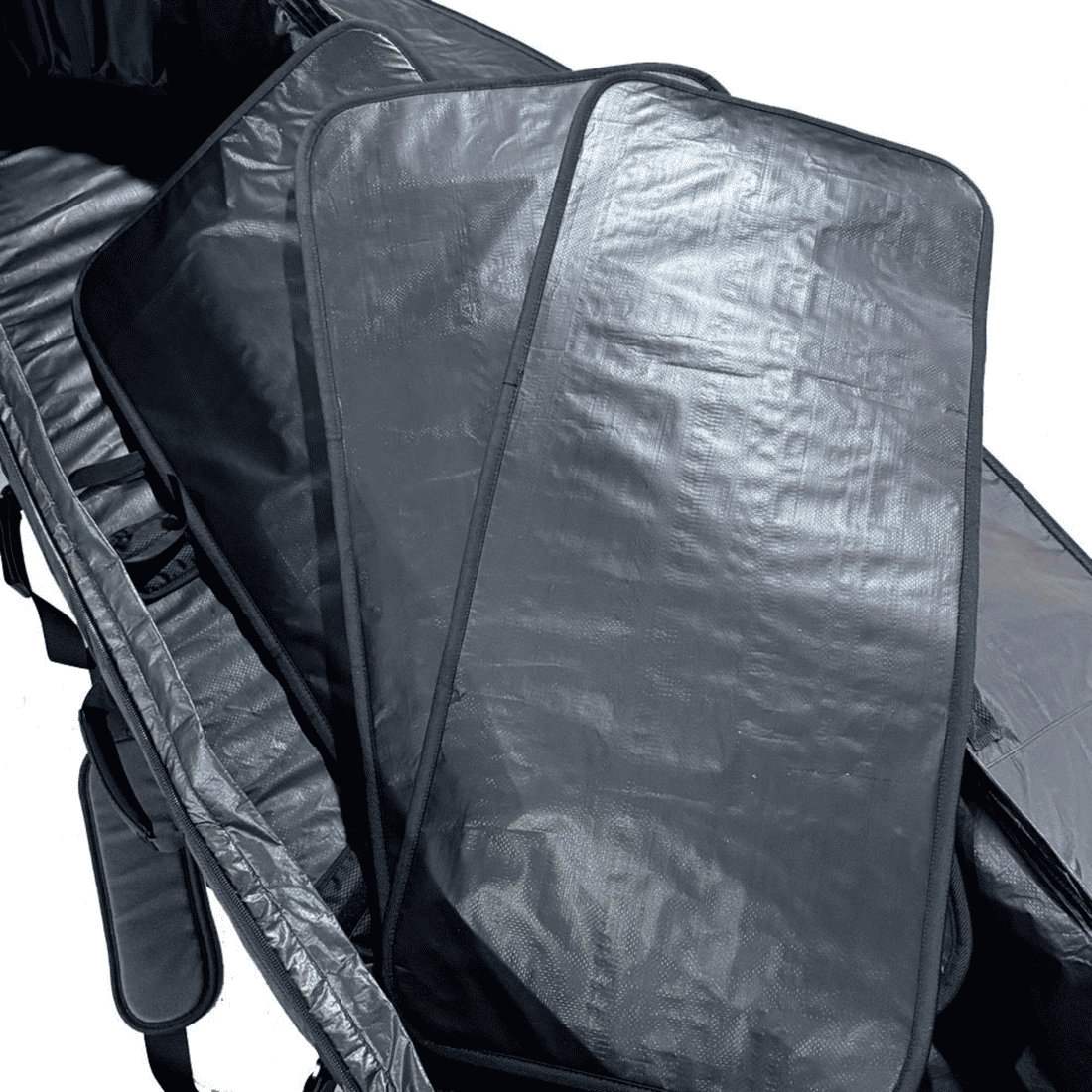 Capa Sarcófago 3 Pranchas Bully’s Travel com Rodas Capa Sarcófago 3 Pranchas Bully’s Travel com Rodas