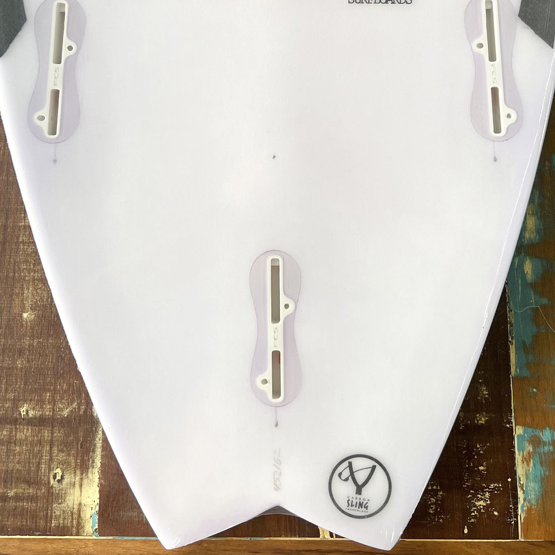 Prancha Marbella Black Market 5'10 Carbon Sling 32 L Prancha Marbella Black Market 5'10 Carbon Sling 32 L