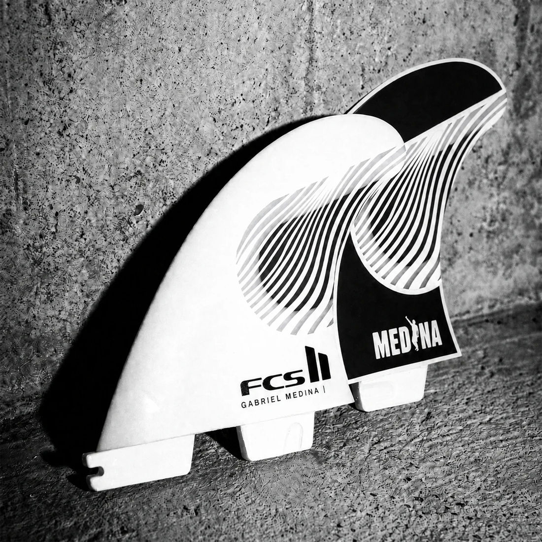Quilhas FCS II Gabriel Medina GM PC Tri - Large White/Black Quilhas FCS II Gabriel Medina GM PC Tri - Large White/Black