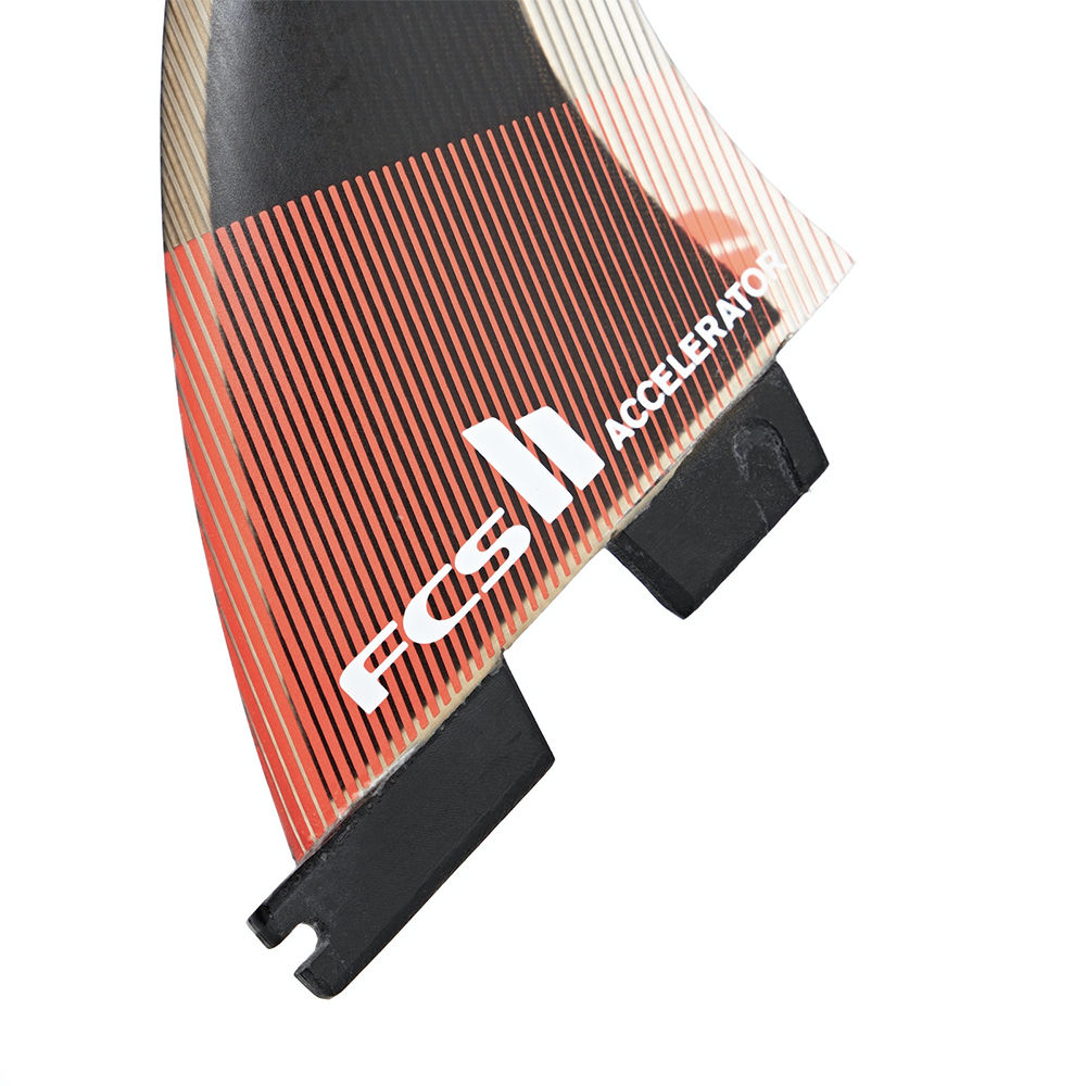 FCS II Accelerator ミディアム　エアコア FCS II Accelerator PC Carbon Tri Fins - FCS - FCS US