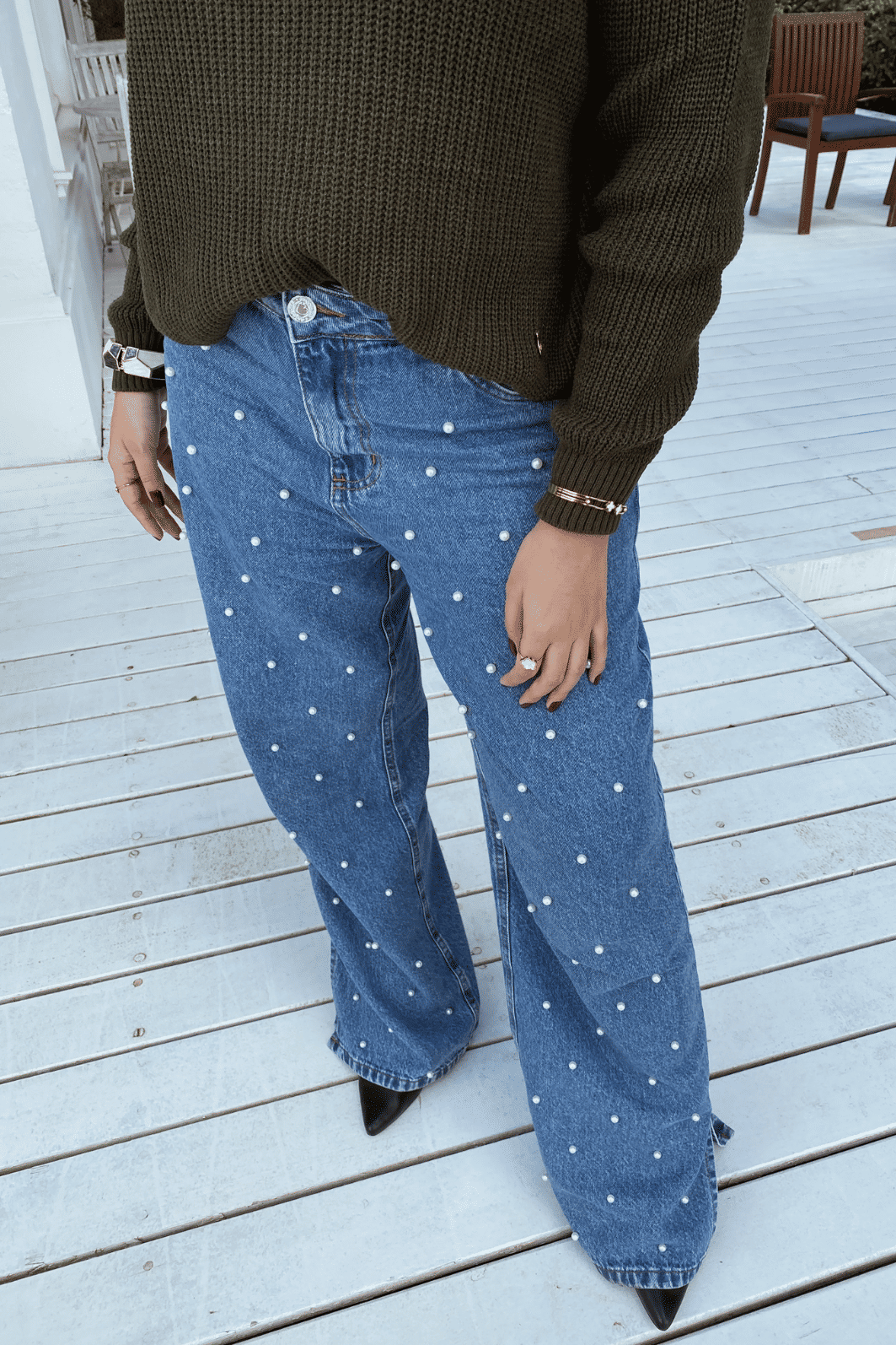 CALÇA JEANS WIDE LEG COM APLIQUE EM PÉROLAS CALÇA JEANS WIDE LEG COM APLIQUE EM PÉROLAS