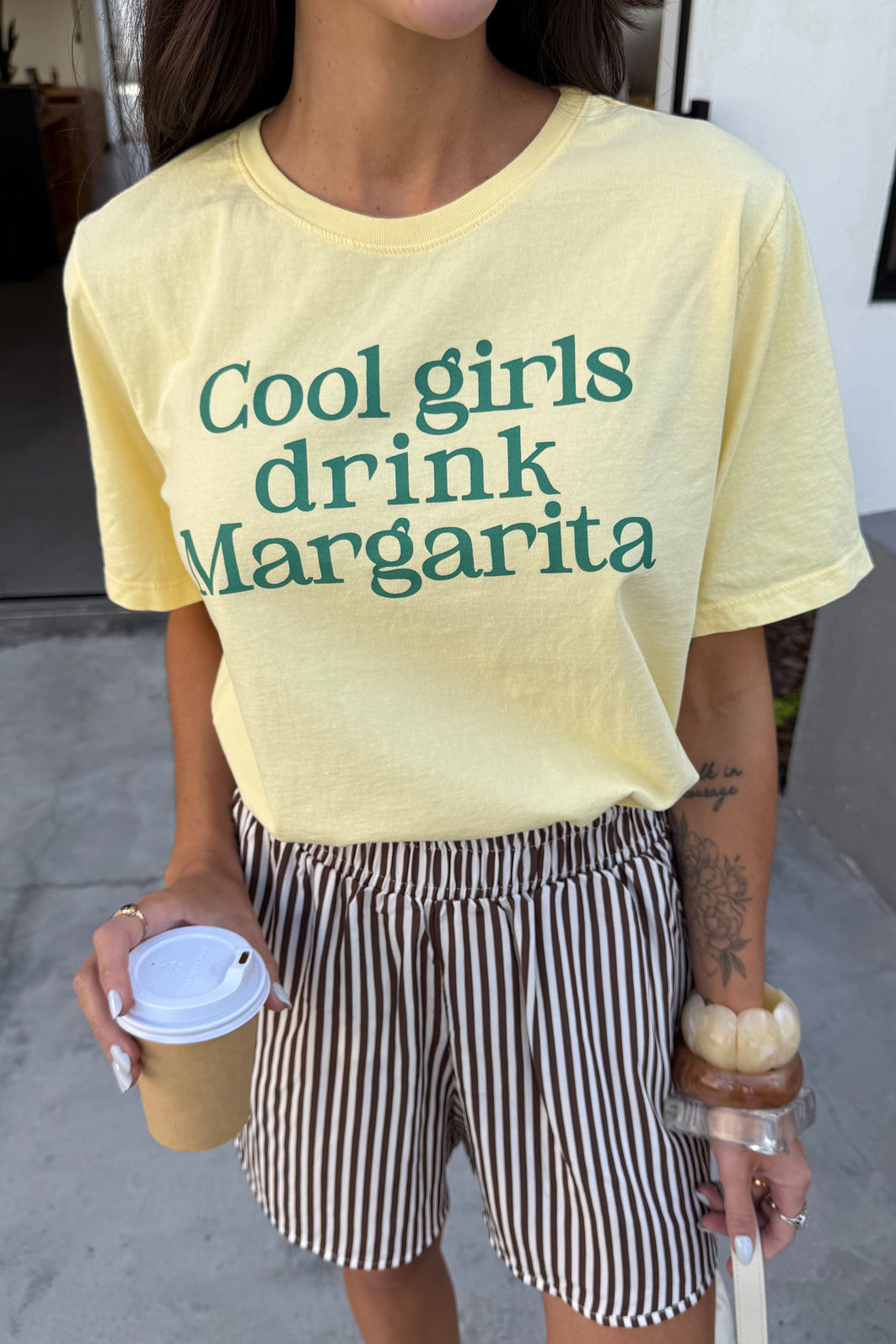 T-SHIRT ESTONADA GIRLS MARGARITA AMARELO MANTEIGA T-SHIRT ESTONADA GIRLS MARGARITA AMARELO MANTEIGA