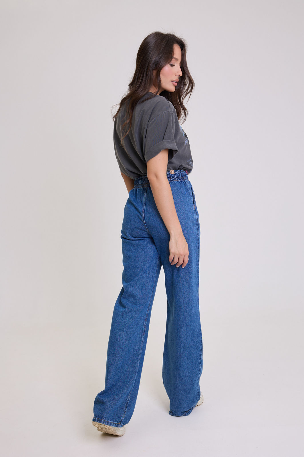 CALÇA JEANS COM ELASTICO NA CINTURA E BOLSOS PRI AZUL ESCURO CALÇA JEANS COM ELASTICO NA CINTURA E BOLSOS PRI AZUL ESCURO