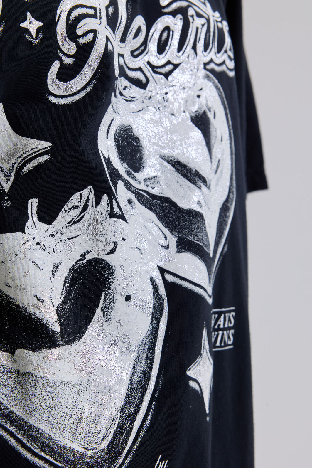 T-SHIRT OVERSIZED SWEET HEARTS (COM FOIL) PRETA T-SHIRT OVERSIZED SWEET HEARTS (COM FOIL) PRETA