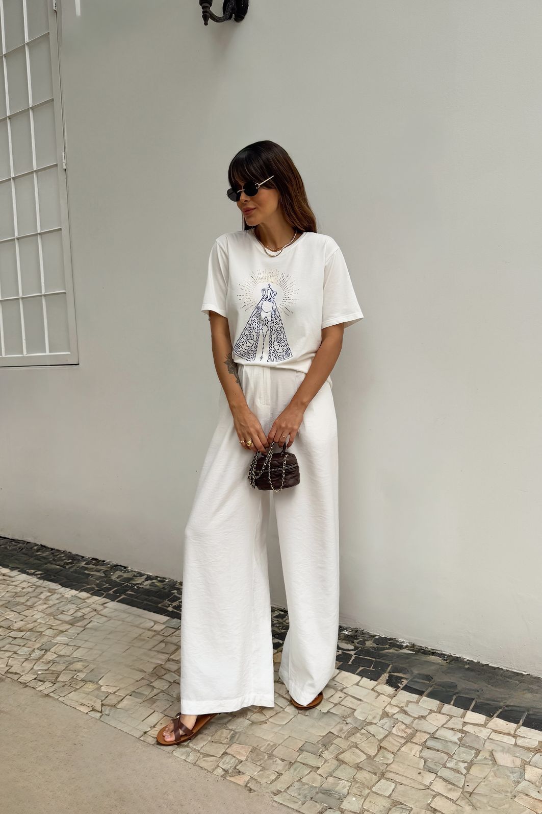 T-SHIRT ESTONADA NOSSA SENHORA APARECIDA OFF WHITE T-SHIRT ESTONADA NOSSA SENHORA APARECIDA OFF WHITE