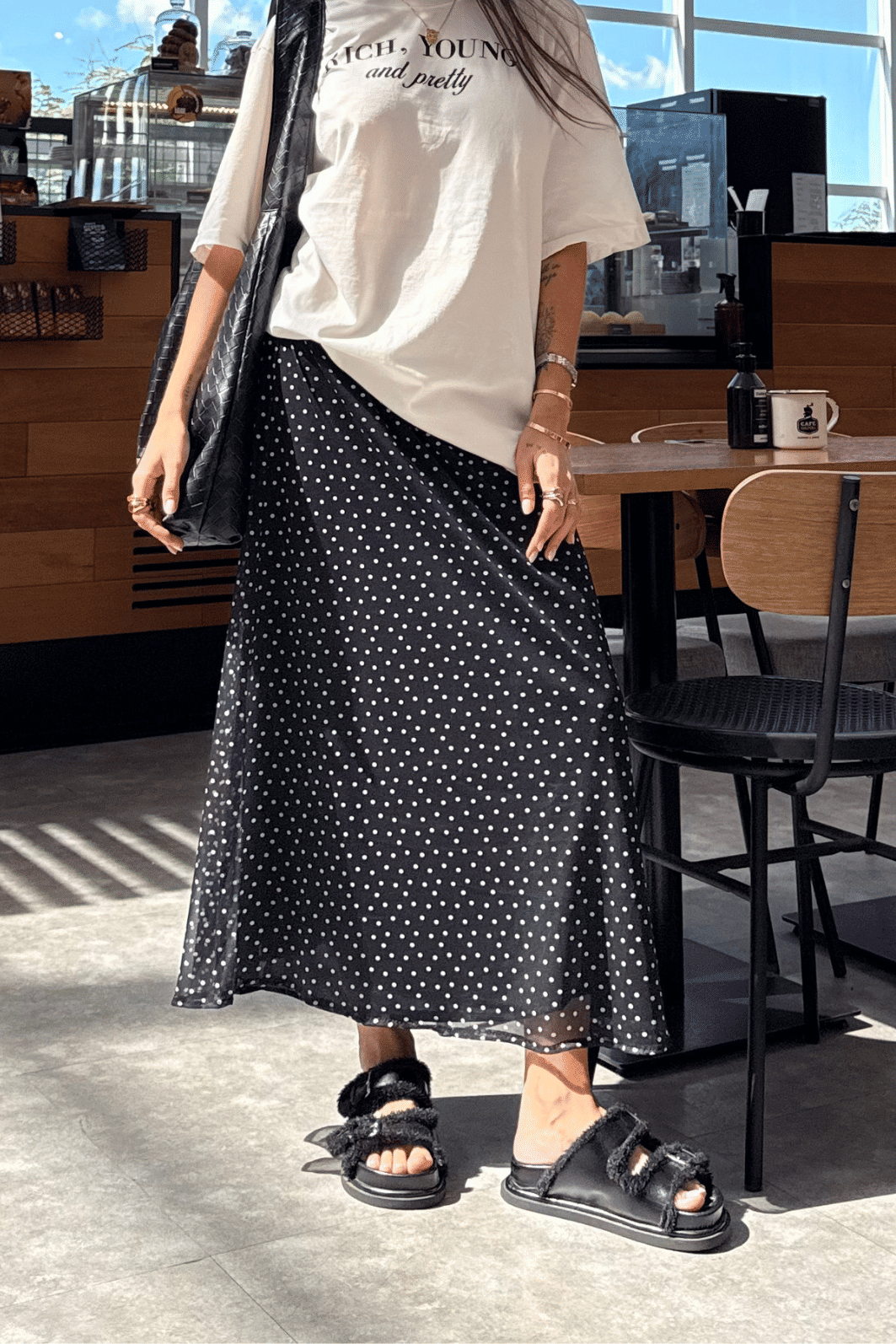 PRÉ-VENDA SAIA MIDI TULE CHLOE POÁ PRETO