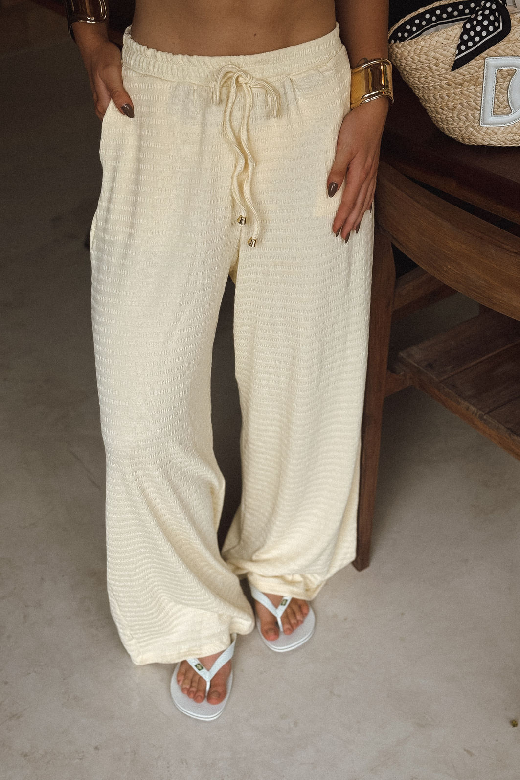 CALÇA PANTALONA LOUISE AMARELO MANTEIGA CALÇA PANTALONA LOUISE AMARELO MANTEIGA