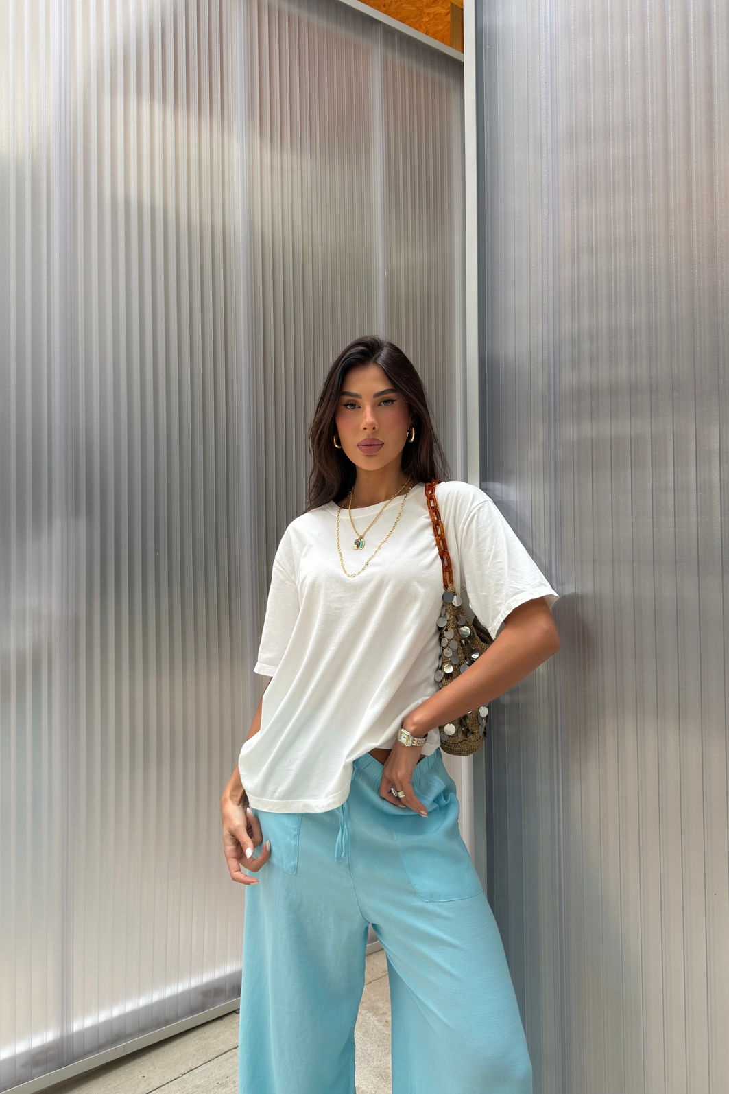 CONJUNTO REGATA DECOTE V E CALÇA COM BOLSO LEILA AZUL CANDY CONJUNTO REGATA DECOTE V E CALÇA COM BOLSO LEILA AZUL CANDY