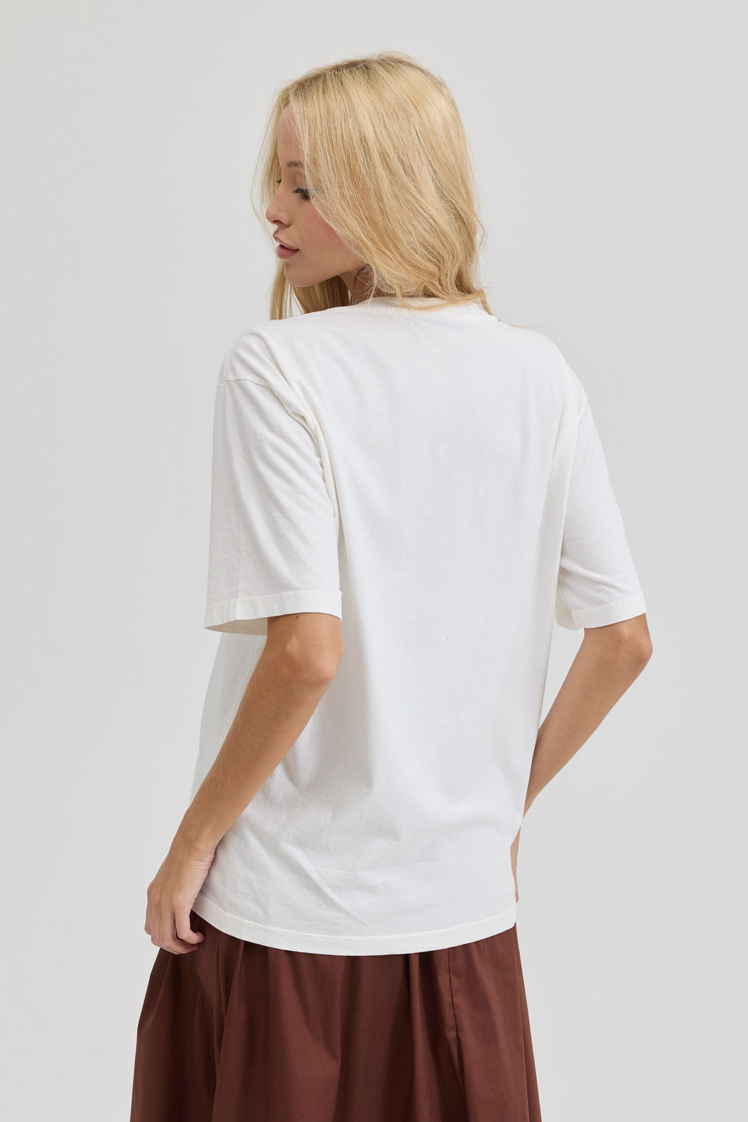 T-SHIRT ESTONADA SAGRADO CORAÇÃO (COM STRASS) OFF WHITE T-SHIRT ESTONADA SAGRADO CORAÇÃO (COM STRASS) OFF WHITE