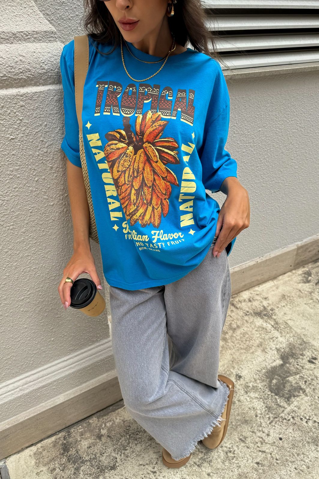 T-SHIRT OVERSIZED TROPICAL BANANA AZUL T-SHIRT OVERSIZED TROPICAL BANANA AZUL