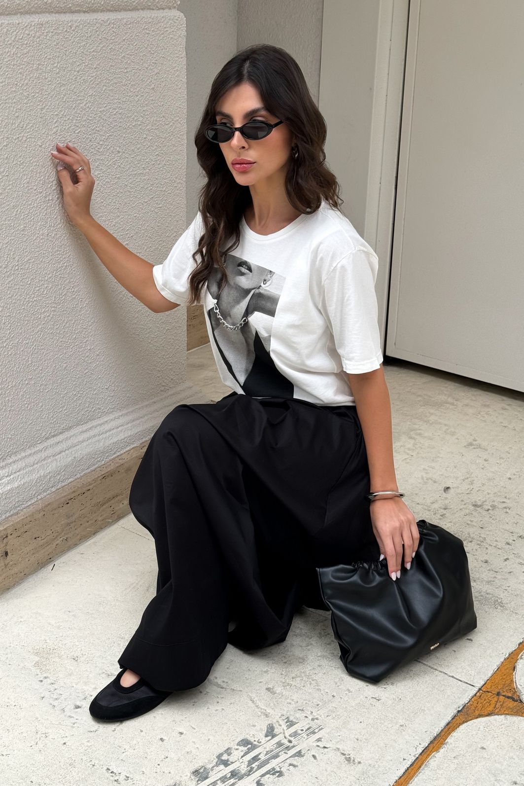 saia midi livia preta saia midi livia preta