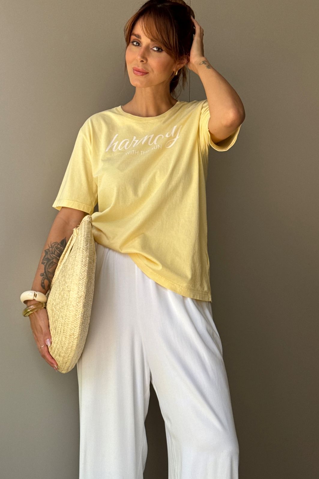 T-SHIRT ESTONADA HARMONY AMARELO MANTEIGA T-SHIRT ESTONADA HARMONY AMARELO MANTEIGA