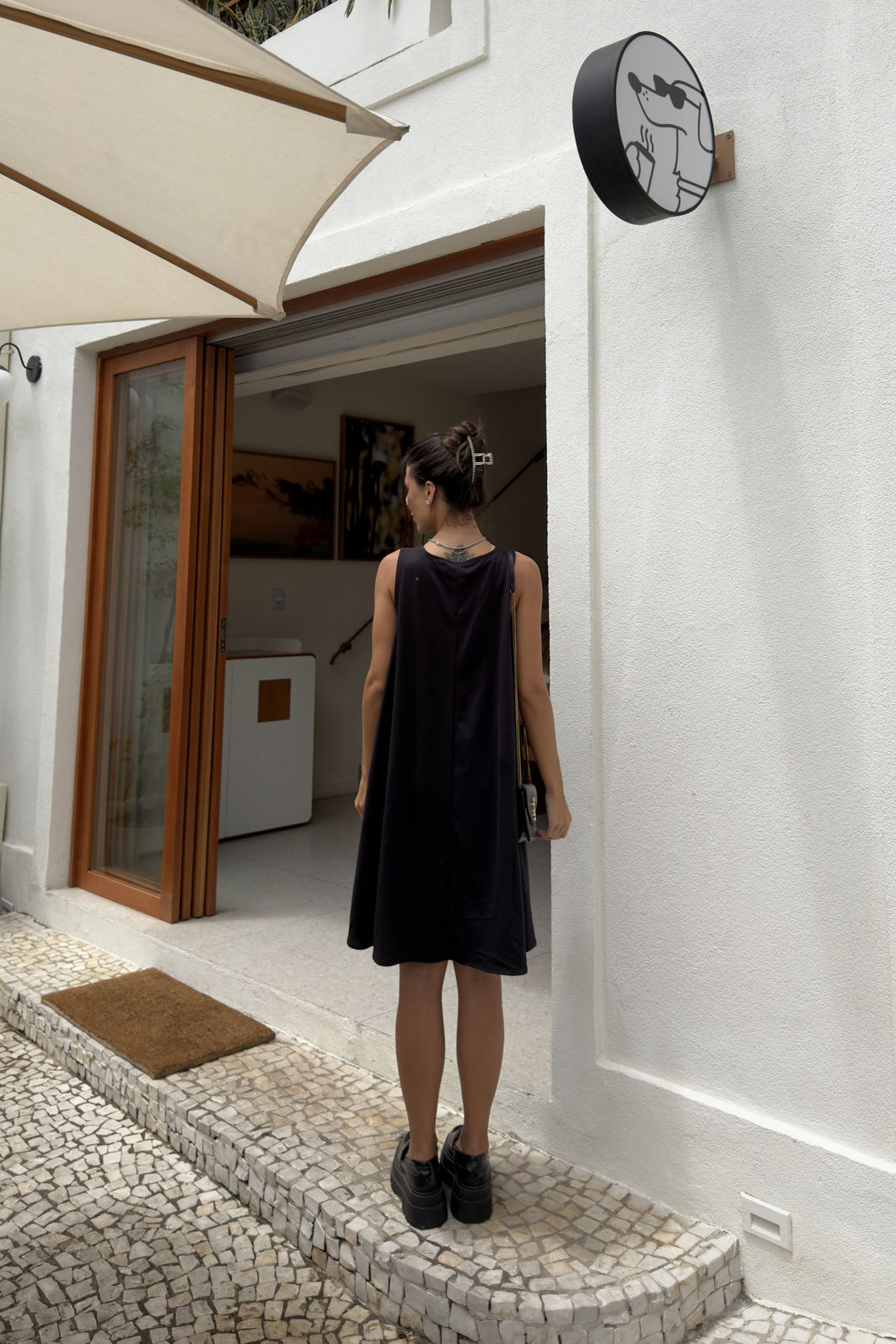 VESTIDO CURTO EVASÊ WENDY PRETO VESTIDO CURTO EVASÊ WENDY PRETO