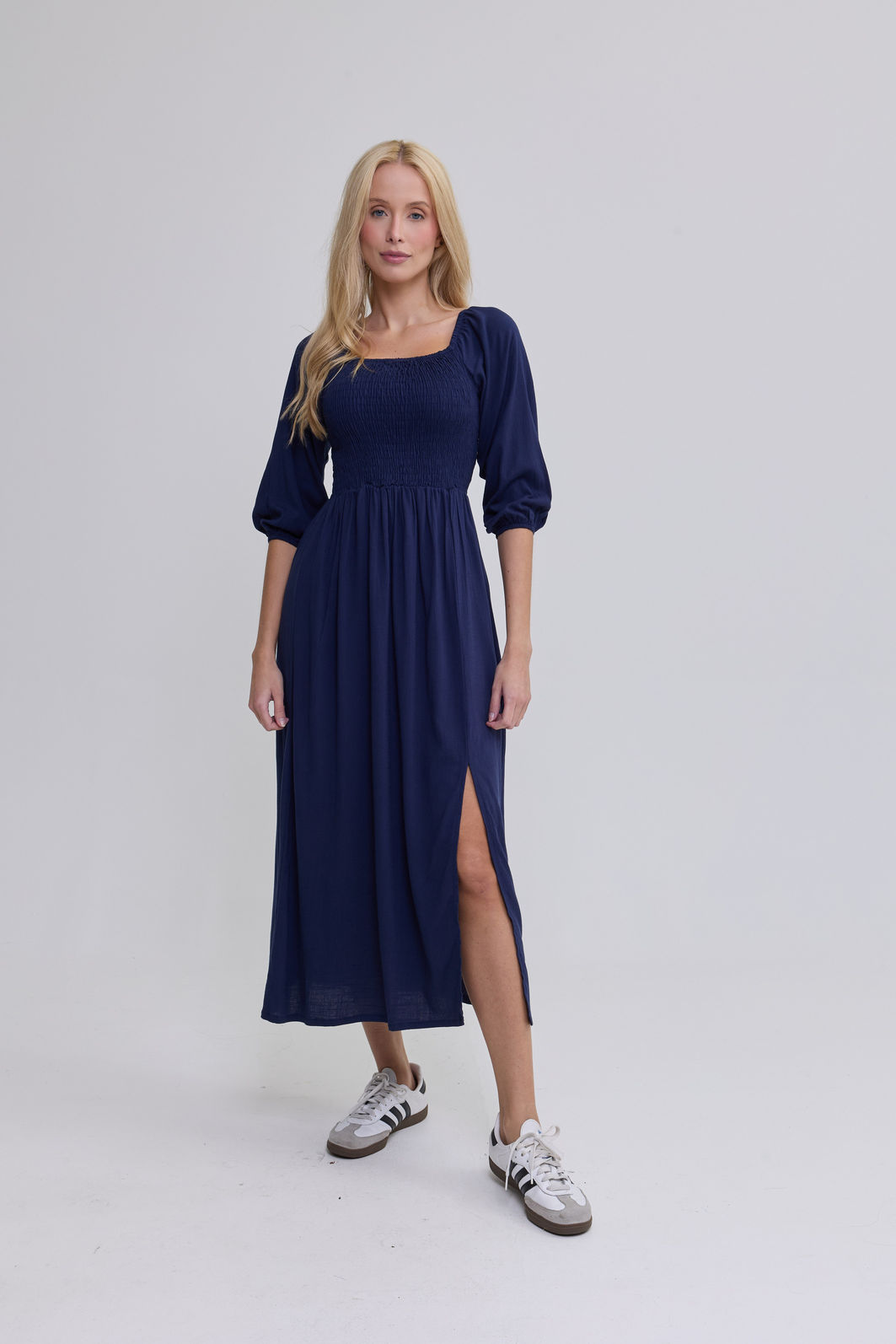 VESTIDO MIDI BARBARA AZUL MARINHO VESTIDO MIDI BARBARA AZUL MARINHO