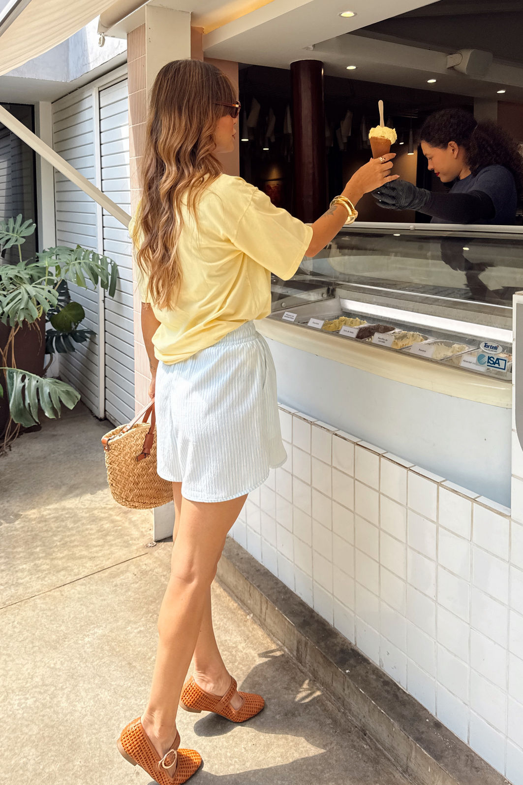 T-SHIRT ESTONADA CREAMY MOOD AMARELO CANDY T-SHIRT ESTONADA CREAMY MOOD AMARELO CANDY