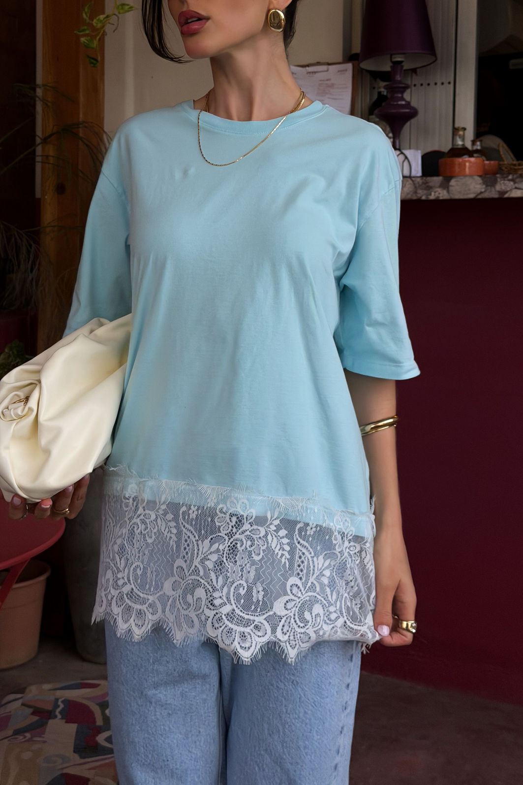 T-SHIRT OVERSIZED COM BARRA DE RENDA AZUL CANDY T-SHIRT OVERSIZED COM BARRA DE RENDA AZUL CANDY