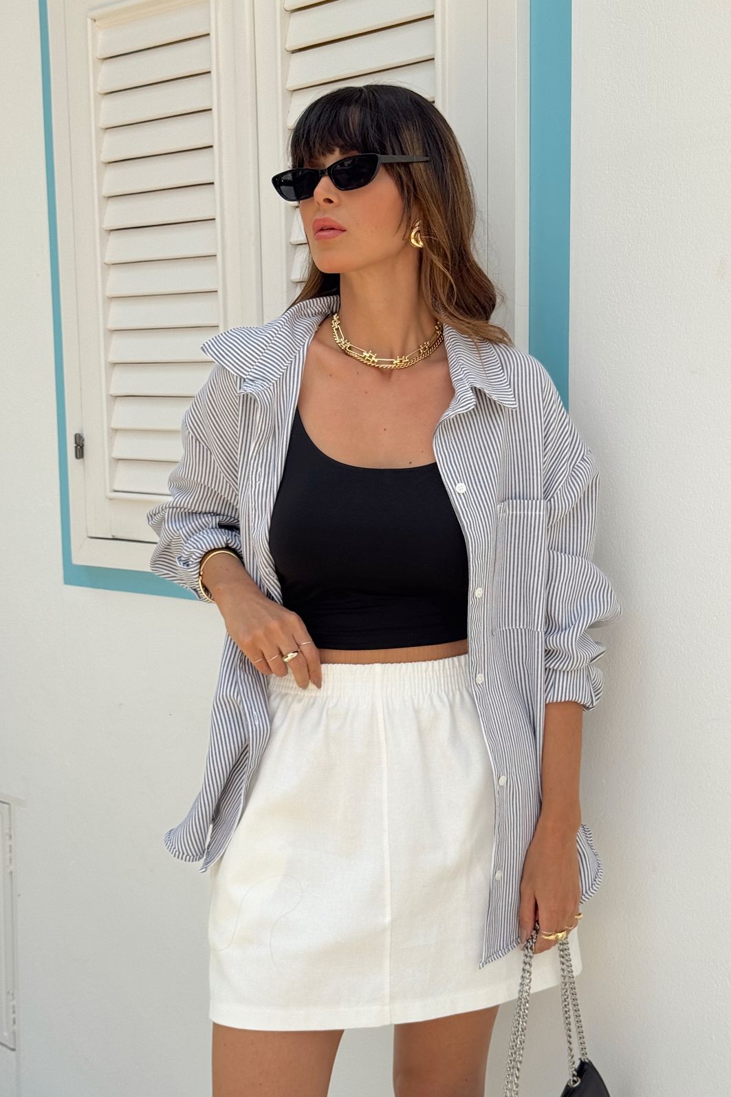 CAMISA BOTÕES LISTRAS OVER THAIS PRETA CAMISA BOTÕES LISTRAS OVER THAIS PRETA