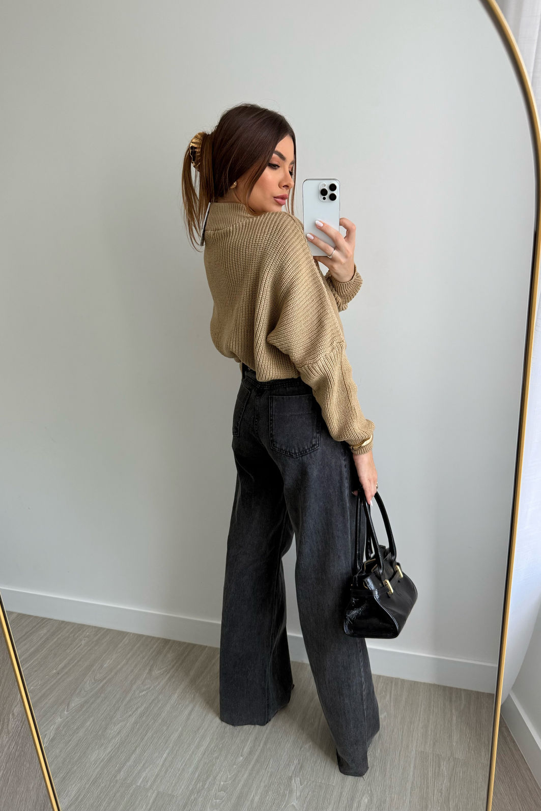 CALÇA JEANS WIDE LEG HAILEY PRETA MARMORIZADA