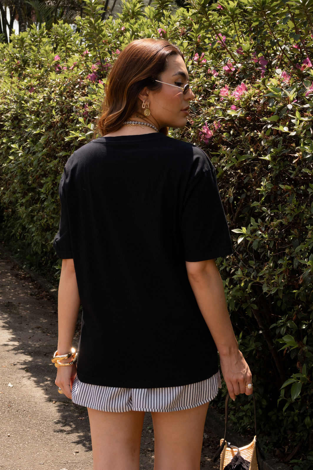 T-SHIRT ESTONADA MANGIA BENE PRETA T-SHIRT ESTONADA MANGIA BENE PRETA