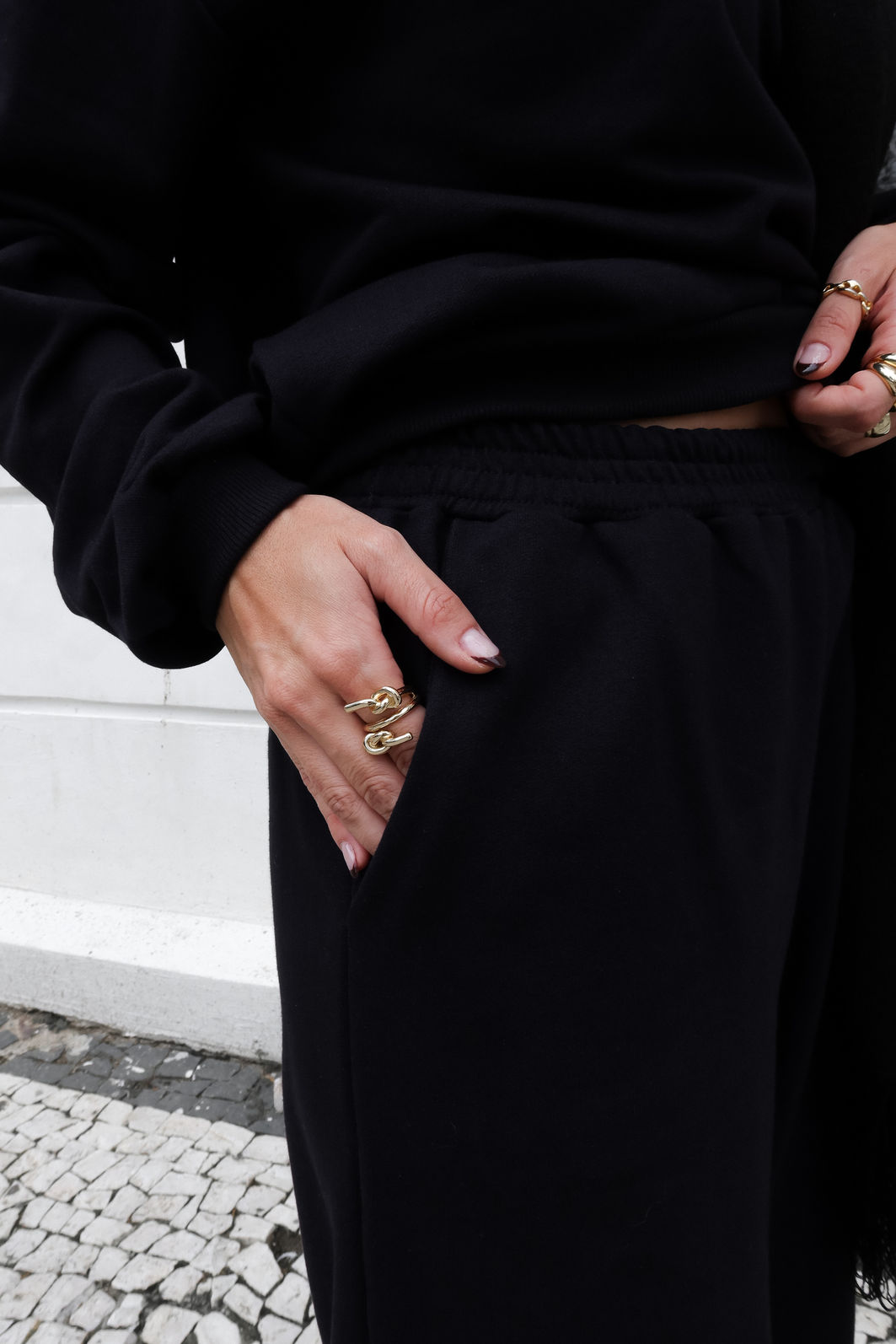 CALÇA DE MOLETOM WIDE LEG PRETA CALÇA DE MOLETOM WIDE LEG PRETA