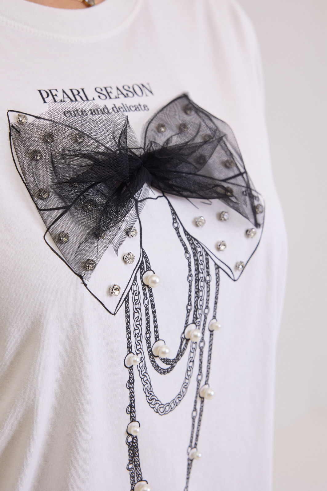 T-SHIRT ESTONADA LAÇO DELICATE (COM APLIQUE) T-SHIRT ESTONADA LAÇO DELICATE (COM APLIQUE)