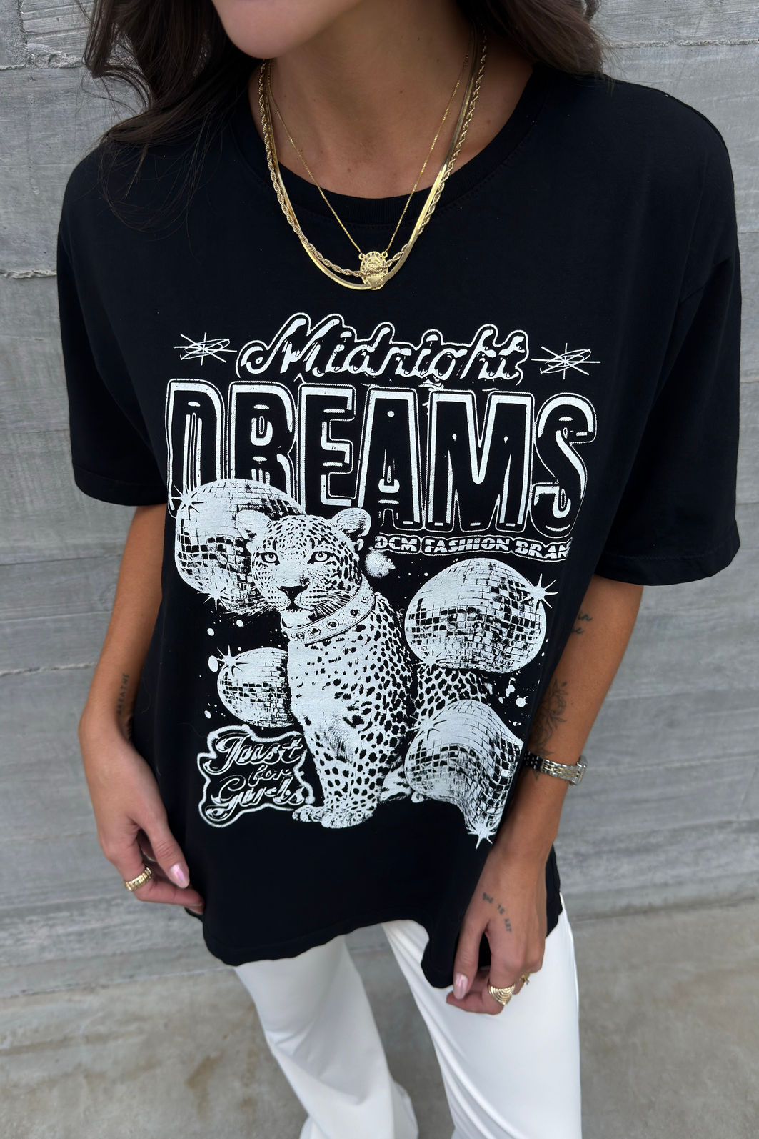 T-SHIRT ESTONADA MIDNIGHT DREAMS PRETA T-SHIRT ESTONADA MIDNIGHT DREAMS PRETA