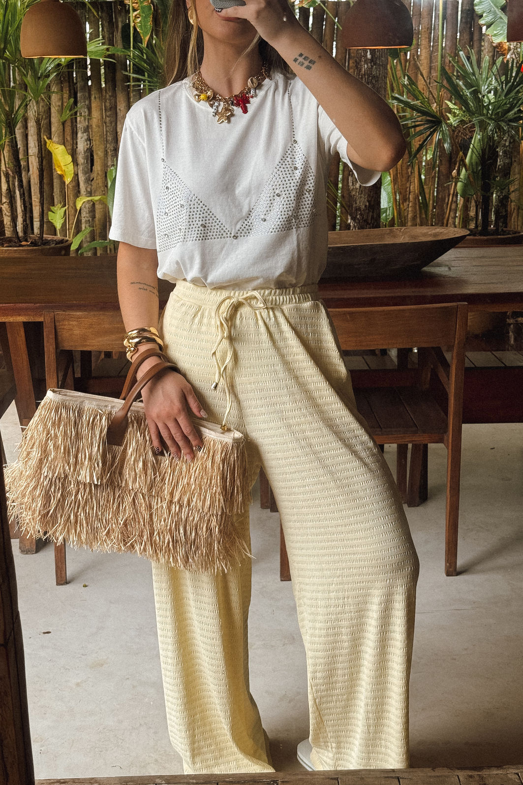 CALÇA PANTALONA LOUISE AMARELO MANTEIGA CALÇA PANTALONA LOUISE AMARELO MANTEIGA