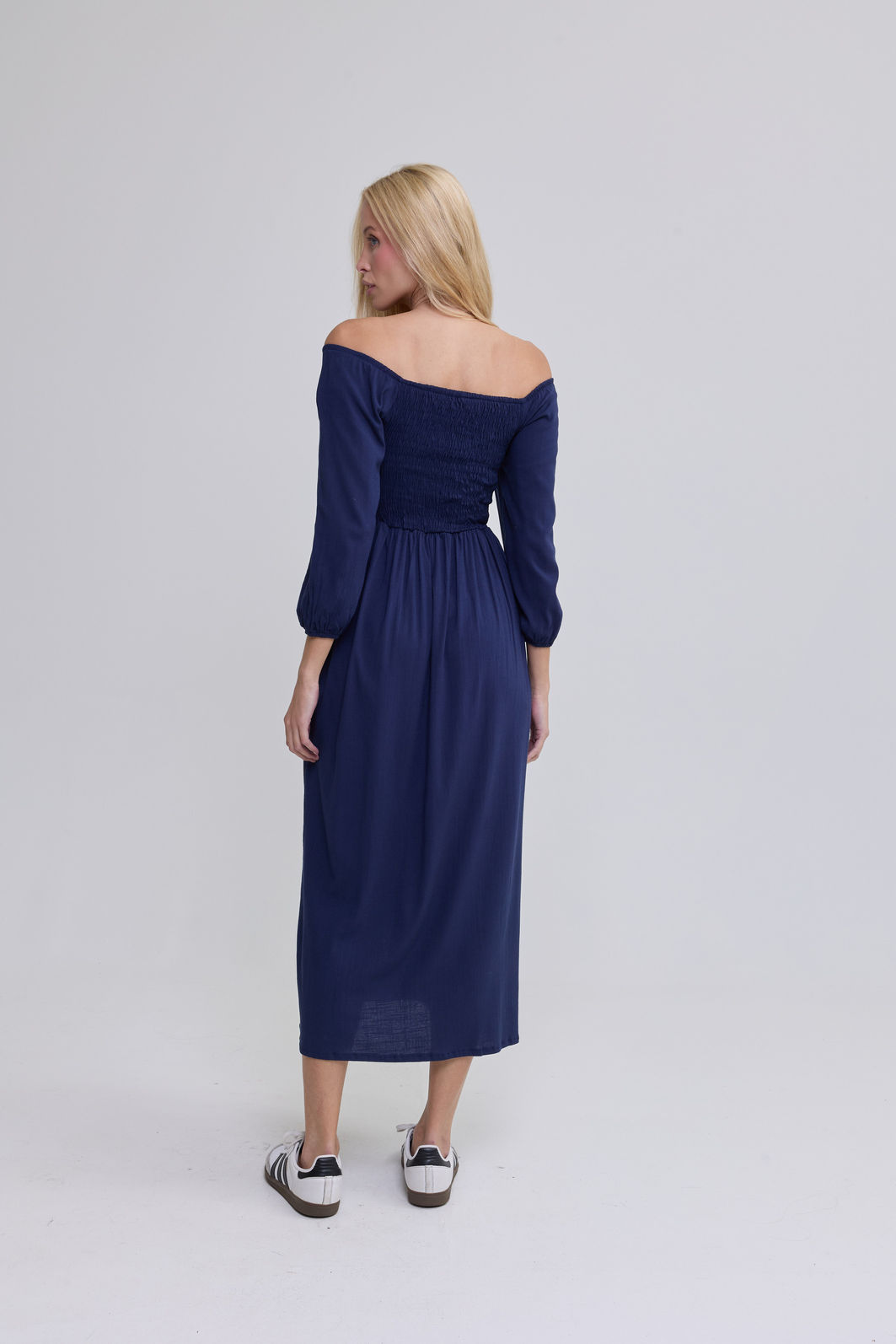 VESTIDO MIDI BARBARA AZUL MARINHO VESTIDO MIDI BARBARA AZUL MARINHO