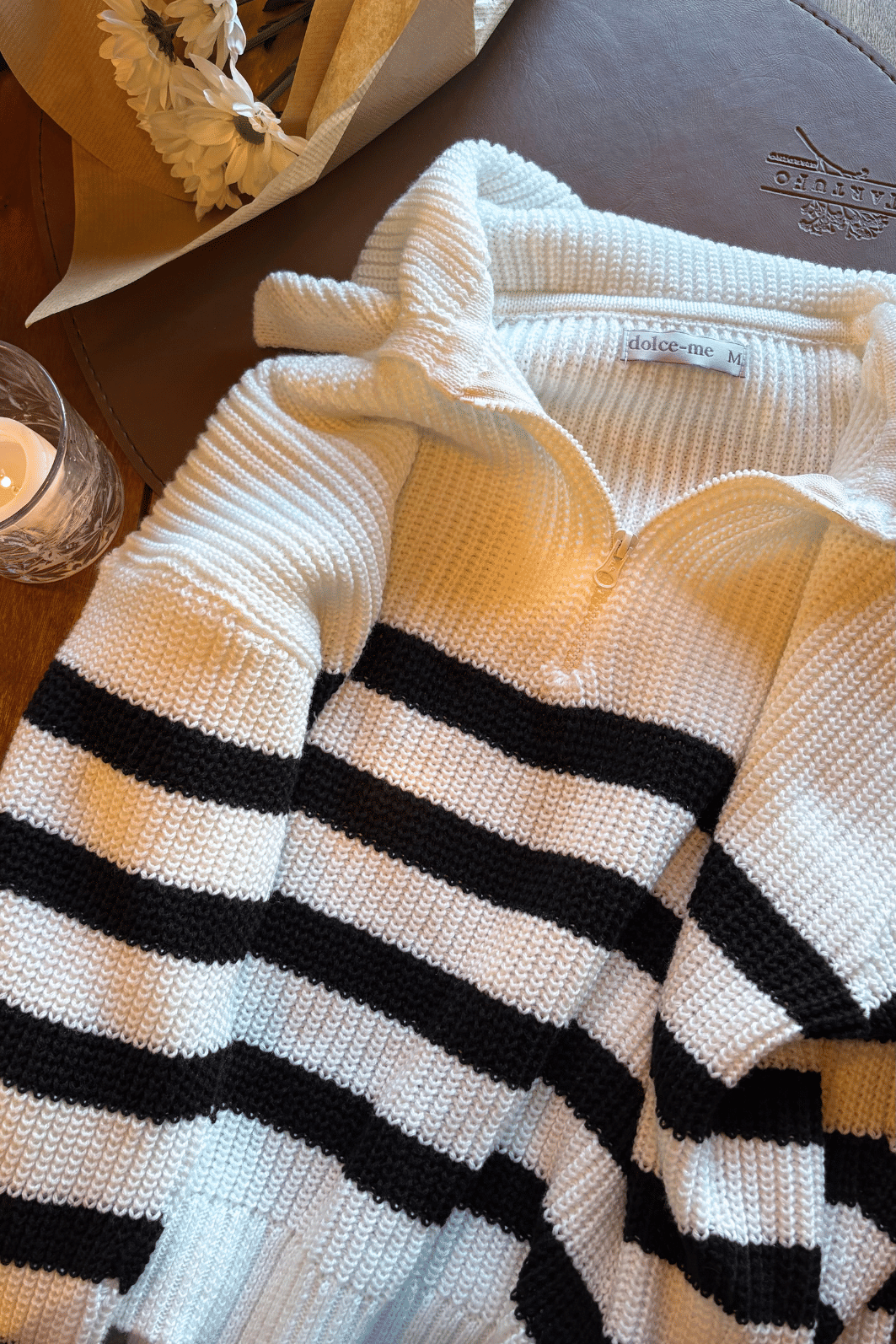 TRICOT COM ZÍPER MANGA LONGA LISTRADO GRACE OFF WHITE TRICOT COM ZÍPER MANGA LONGA LISTRADO GRACE OFF WHITE