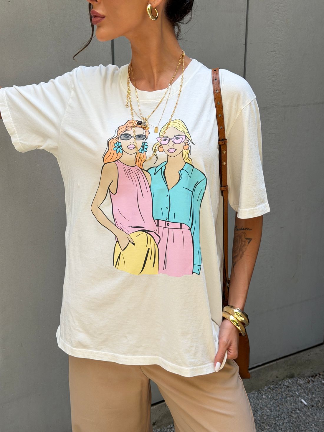 T-SHIRT OVERSIZED AESTHETIC GIRLS OFF WHITE