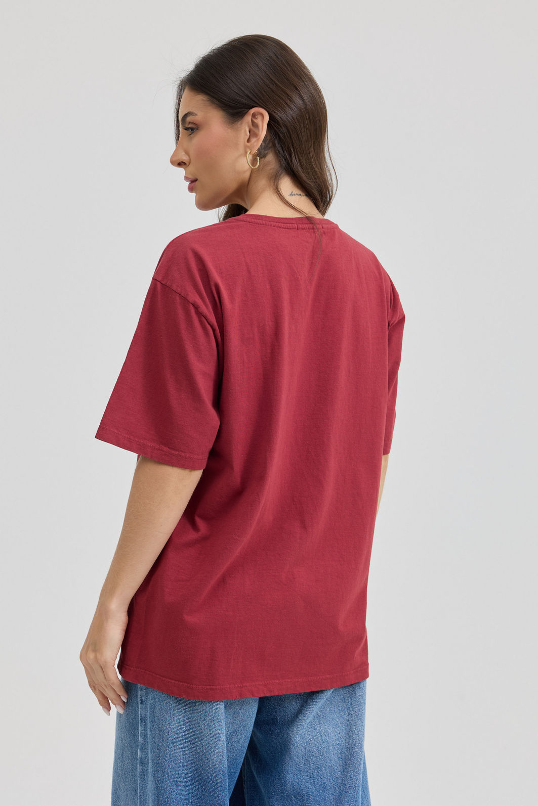 T-SHIRT ESTONADA CRUZ PEDRARIAS (COM APLIQUE) VINHO T-SHIRT ESTONADA CRUZ PEDRARIAS (COM APLIQUE) VINHO