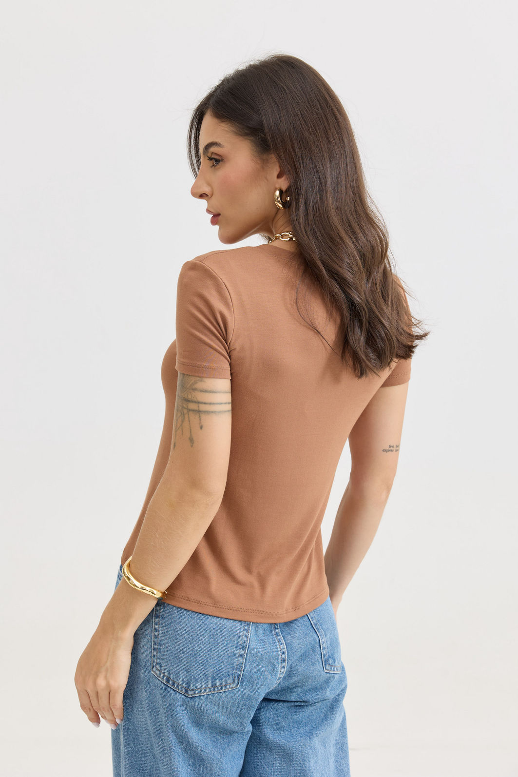 BLUSA VISCOLYCRA DECOTE V MARROM BLUSA VISCOLYCRA DECOTE V MARROM