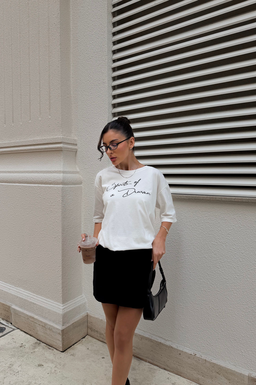 T-SHIRT ESTONADA SPIRITS OF A DREAMER OFF WHITE T-SHIRT ESTONADA SPIRITS OF A DREAMER OFF WHITE