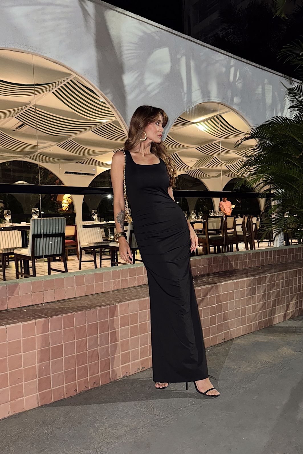 VESTIDO DECOTE QUADRADO GORGEOUS PRETO