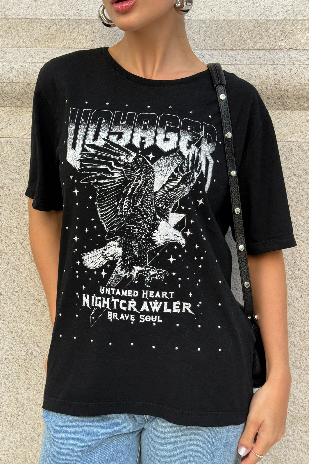 T-SHIRT ESTONADA ÁGUIA VOYAGER (COM METAIS) PRETO T-SHIRT ESTONADA ÁGUIA VOYAGER (COM METAIS) PRETO