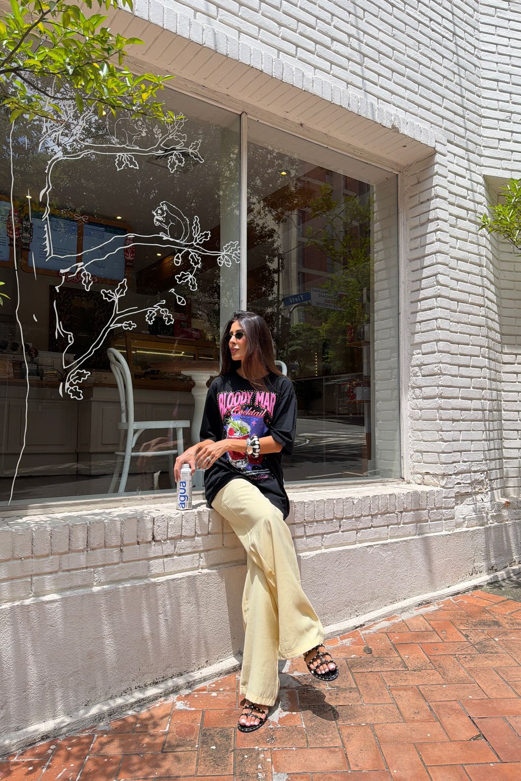 T-SHIRT OVERSIZED BLOODY MARY COCKTAIL (COM METAIS) PRETA