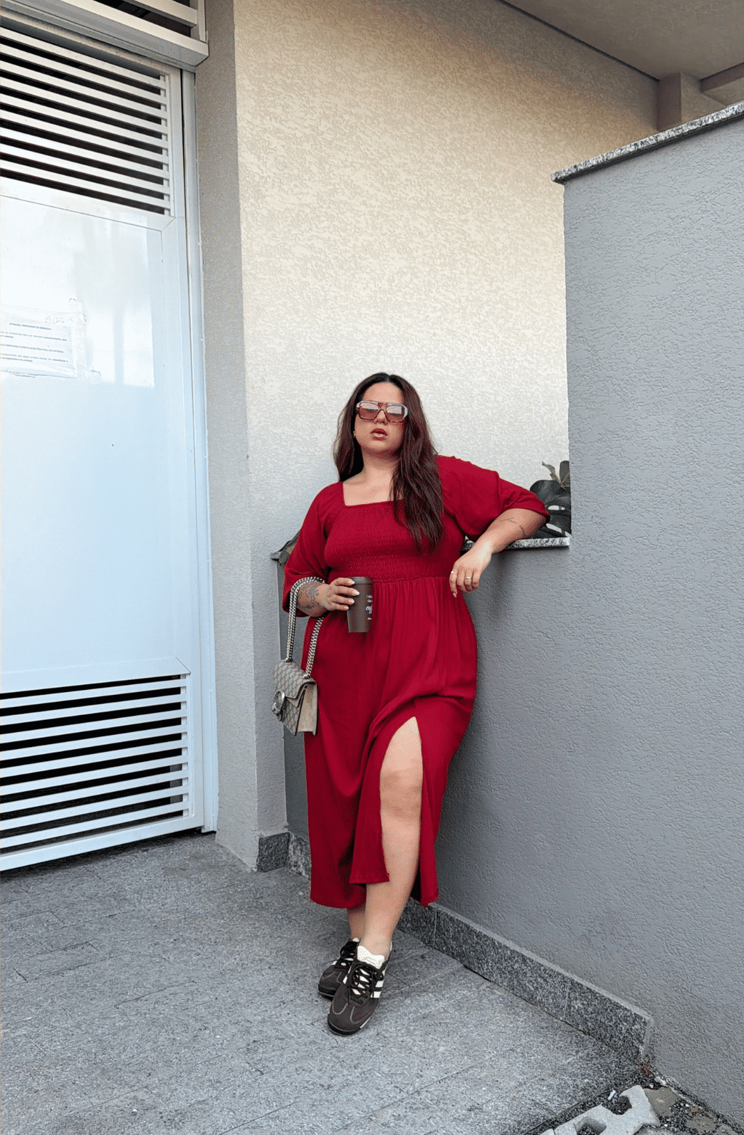 VESTIDO MIDI BARBARA VERMELHO CEREJA VESTIDO MIDI BARBARA VERMELHO CEREJA