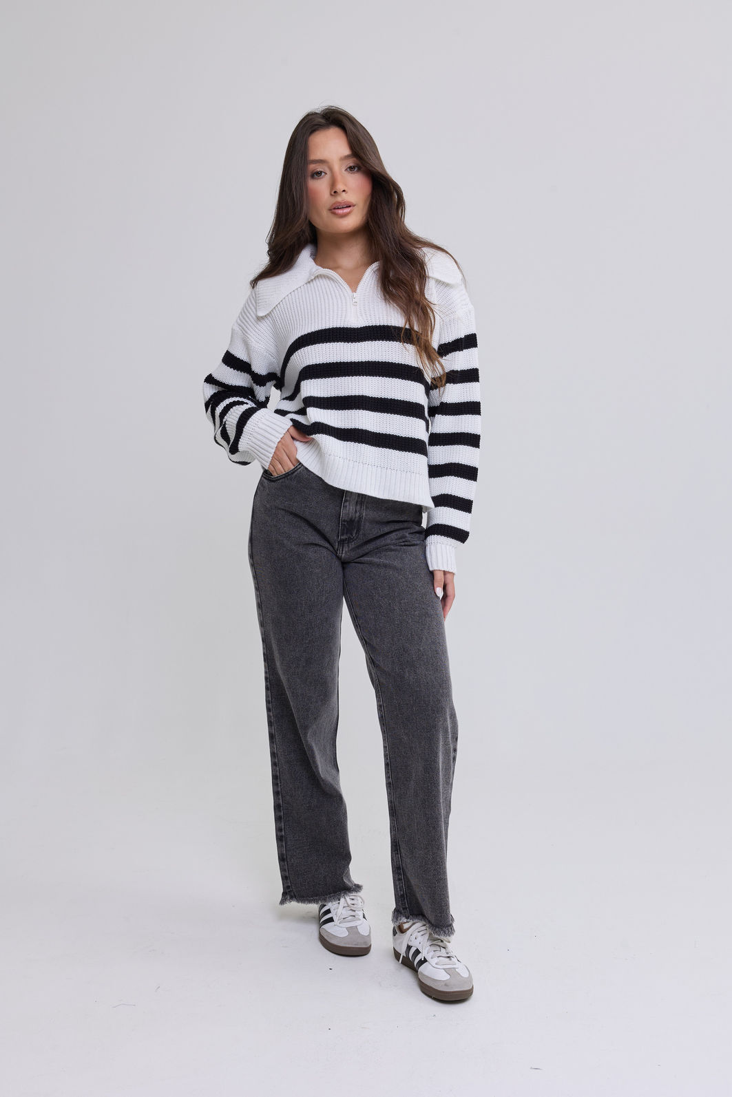 TRICOT COM ZÍPER MANGA LONGA LISTRADO GRACE OFF WHITE TRICOT COM ZÍPER MANGA LONGA LISTRADO GRACE OFF WHITE
