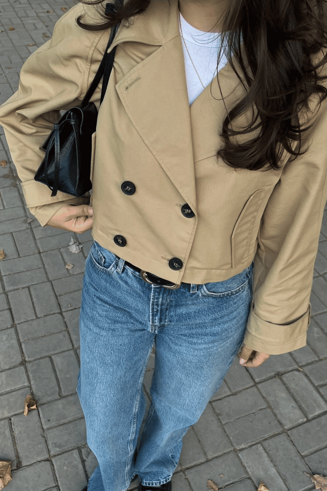 TRENCH COAT COM BOTÕES CROPPED OLIVIA BEGE TRENCH COAT COM BOTÕES CROPPED OLIVIA BEGE