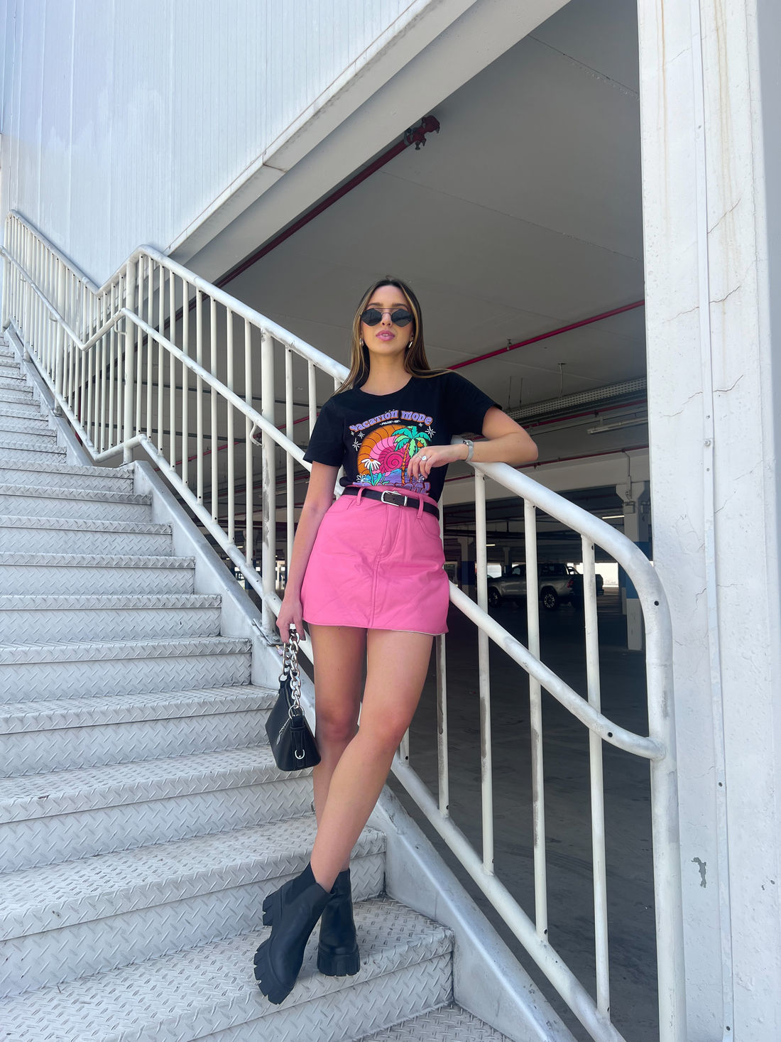 T-SHIRT ESTONADA MODE TROPICAL PRETA