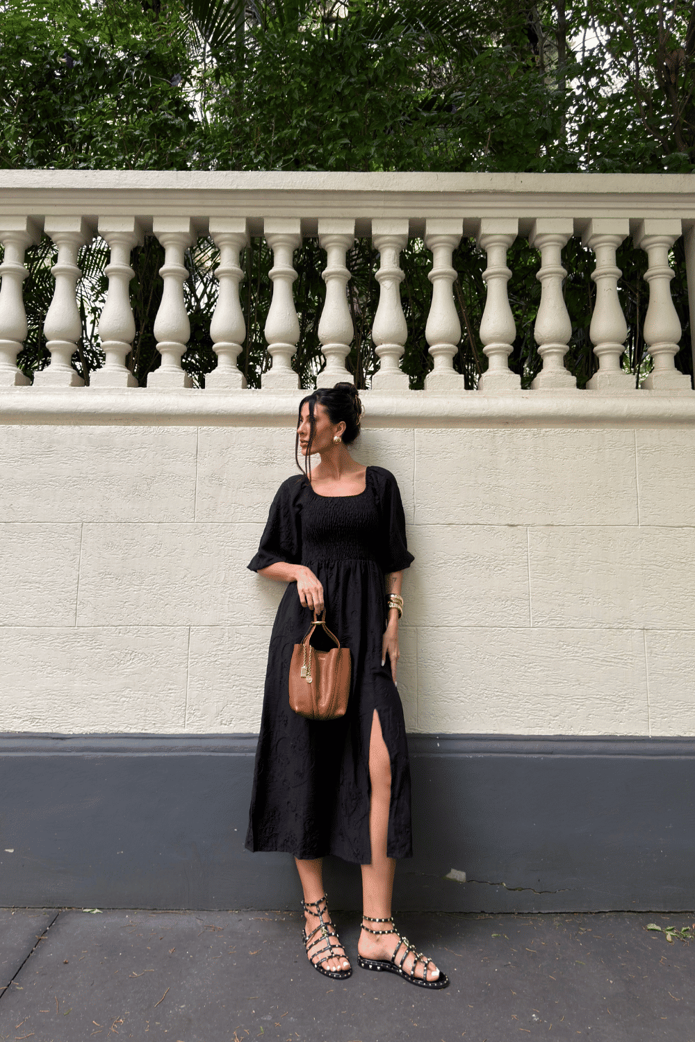 VESTIDO MIDI BORDADO BARBARA PRETO