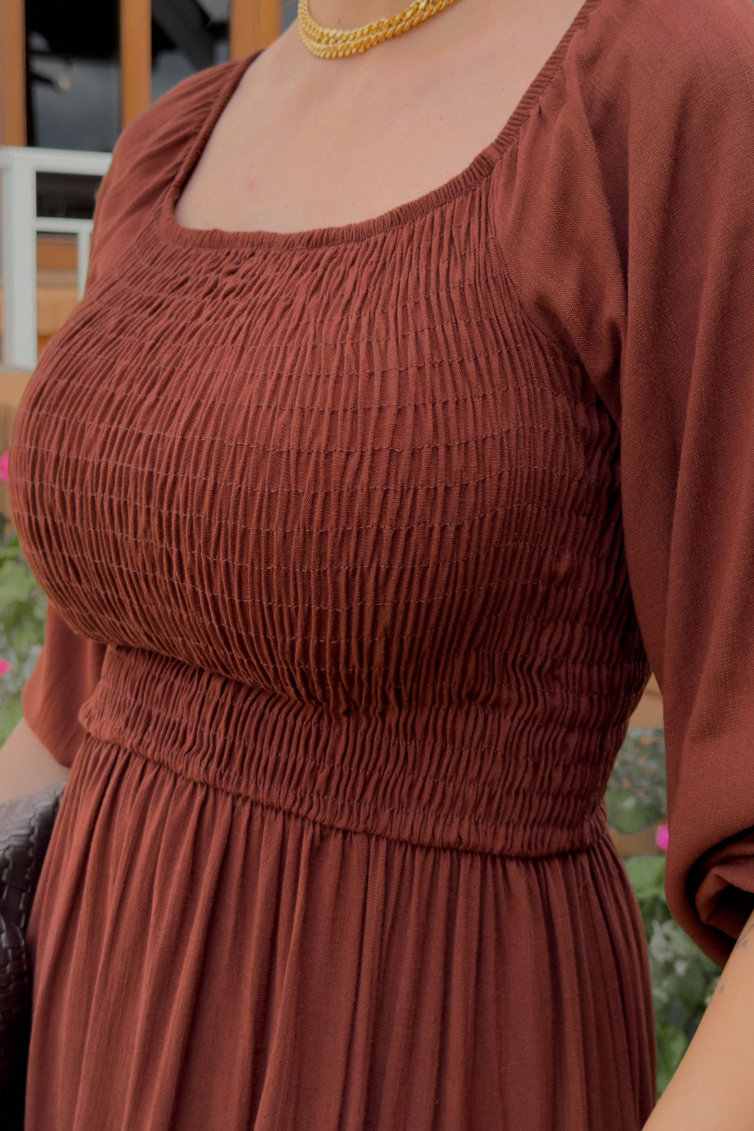 VESTIDO MIDI BARBARA LISO MARROM TRUFADO VESTIDO MIDI BARBARA LISO MARROM TRUFADO