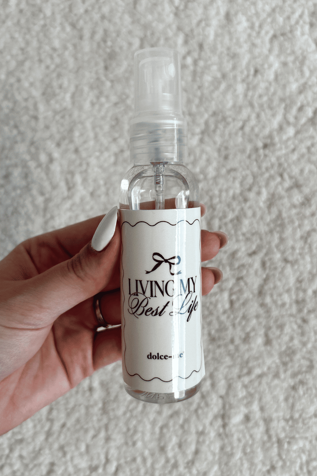 ÁGUA PERFUMADA PARA TECIDOS BUBBLE DREAMS 60ML ÁGUA PERFUMADA PARA TECIDOS BUBBLE DREAMS 60ML