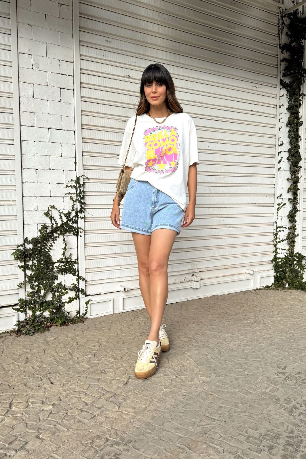 T-SHIRT ESTONADA BRILLA EL SOL (COM APLIQUE) OFF WHITE T-SHIRT ESTONADA BRILLA EL SOL (COM APLIQUE) OFF WHITE