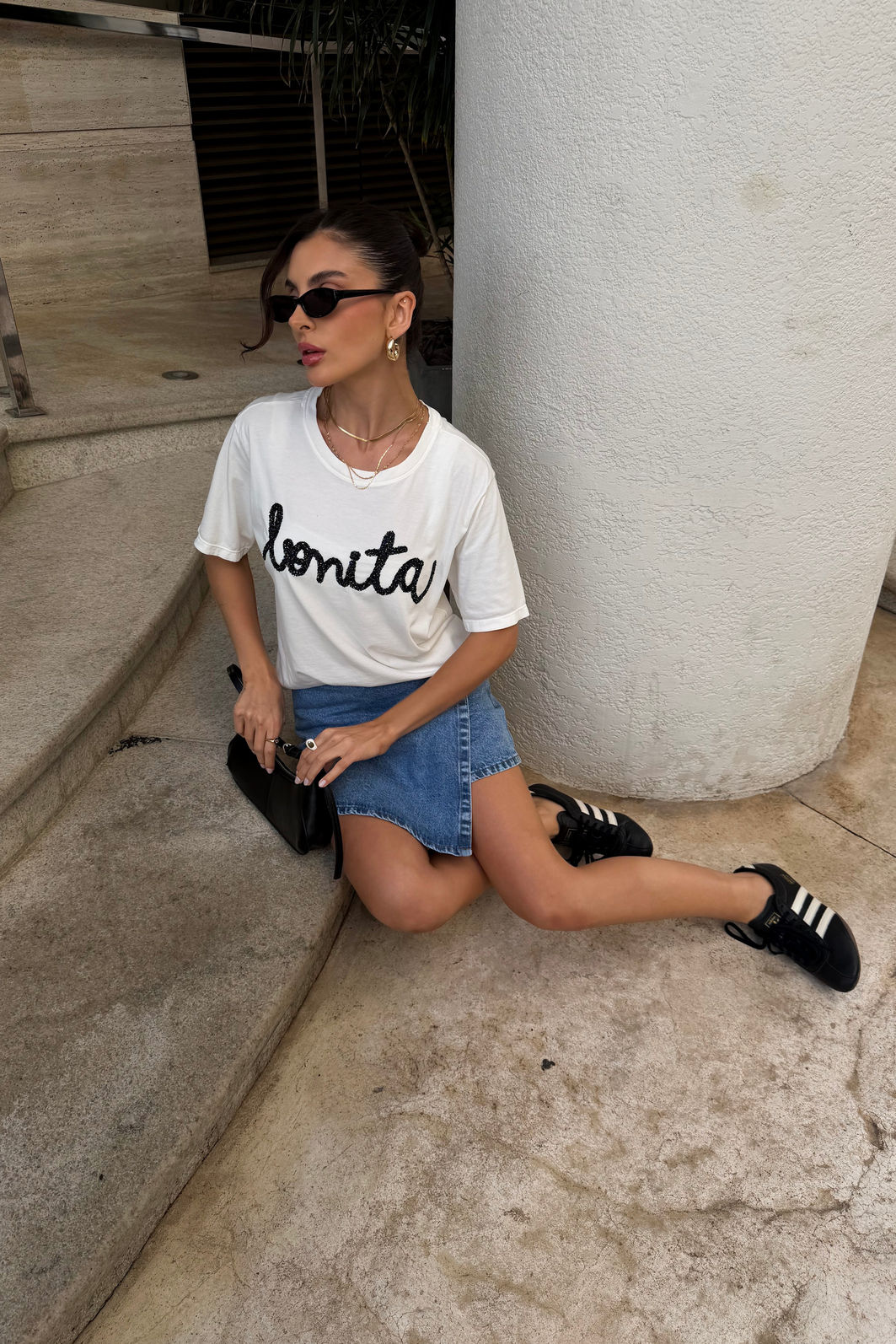 T-SHIRT ESTONADA BONITA (COM APLIQUE) T-SHIRT ESTONADA BONITA (COM APLIQUE)