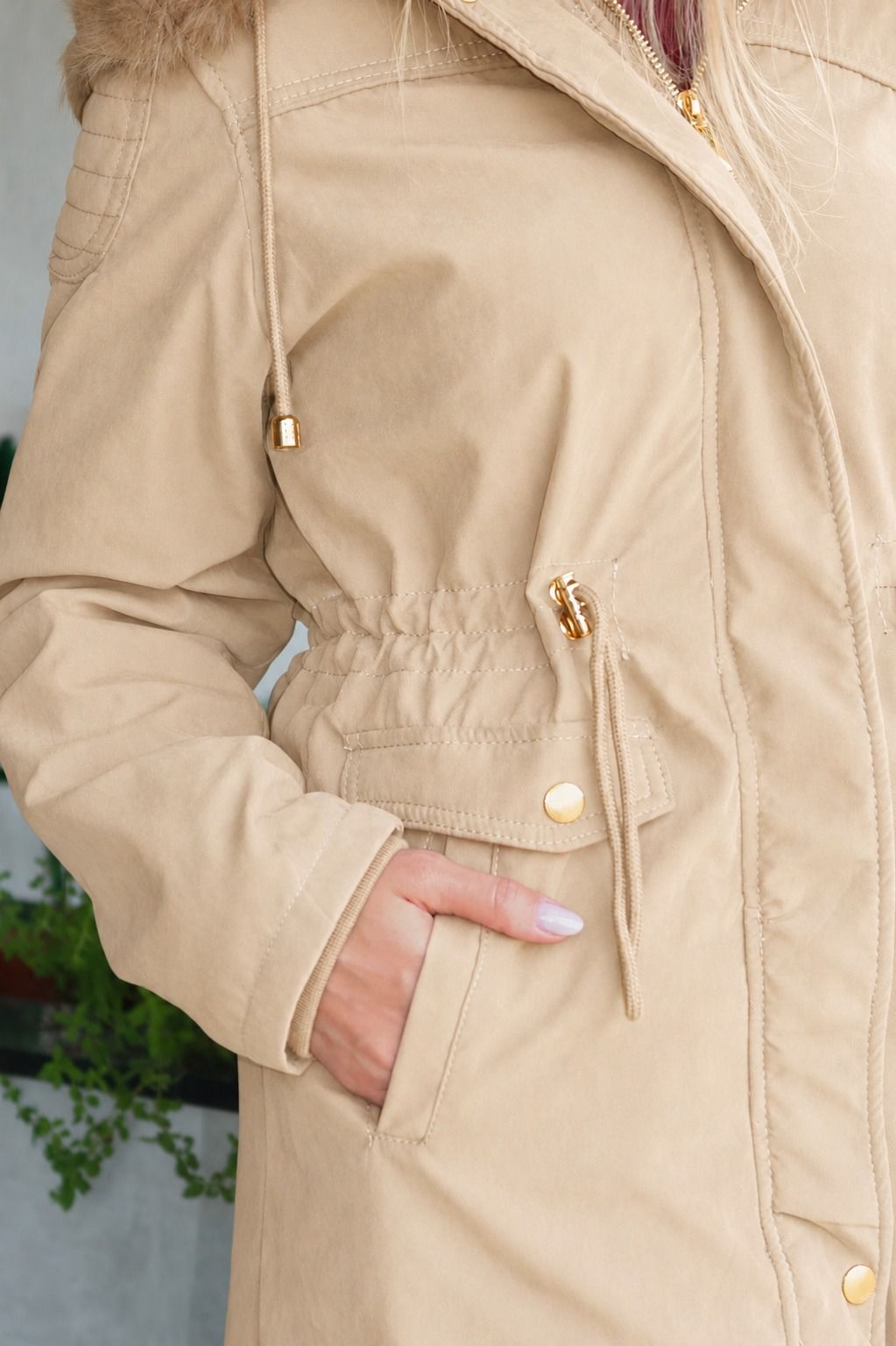 PARKA PELUCIADA COM BOLSOS ELOA BEGE PARKA PELUCIADA COM BOLSOS ELOA BEGE