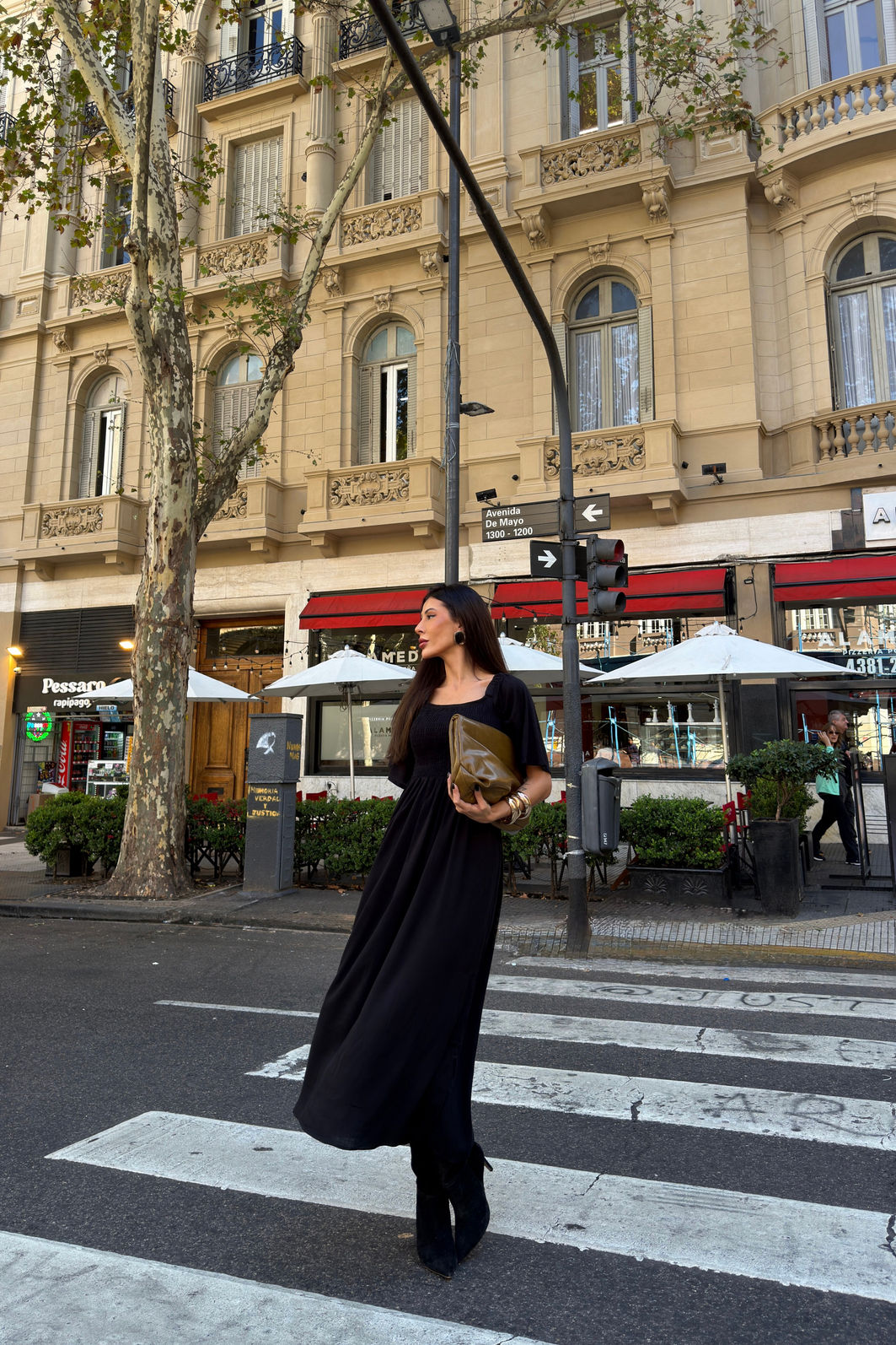 VESTIDO MIDI DREAMS PRETO VESTIDO MIDI DREAMS PRETO
