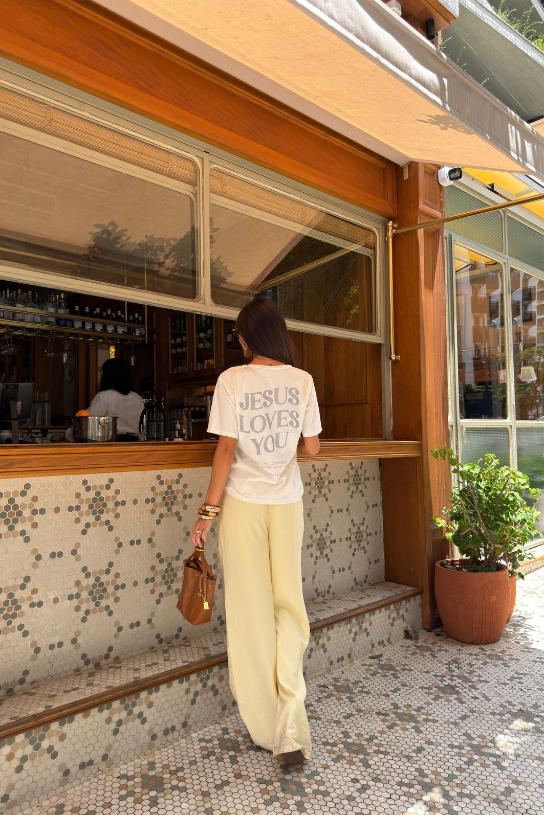 T-SHIRT ESTONADA JESUS LOVES OFF WHITE T-SHIRT ESTONADA JESUS LOVES OFF WHITE