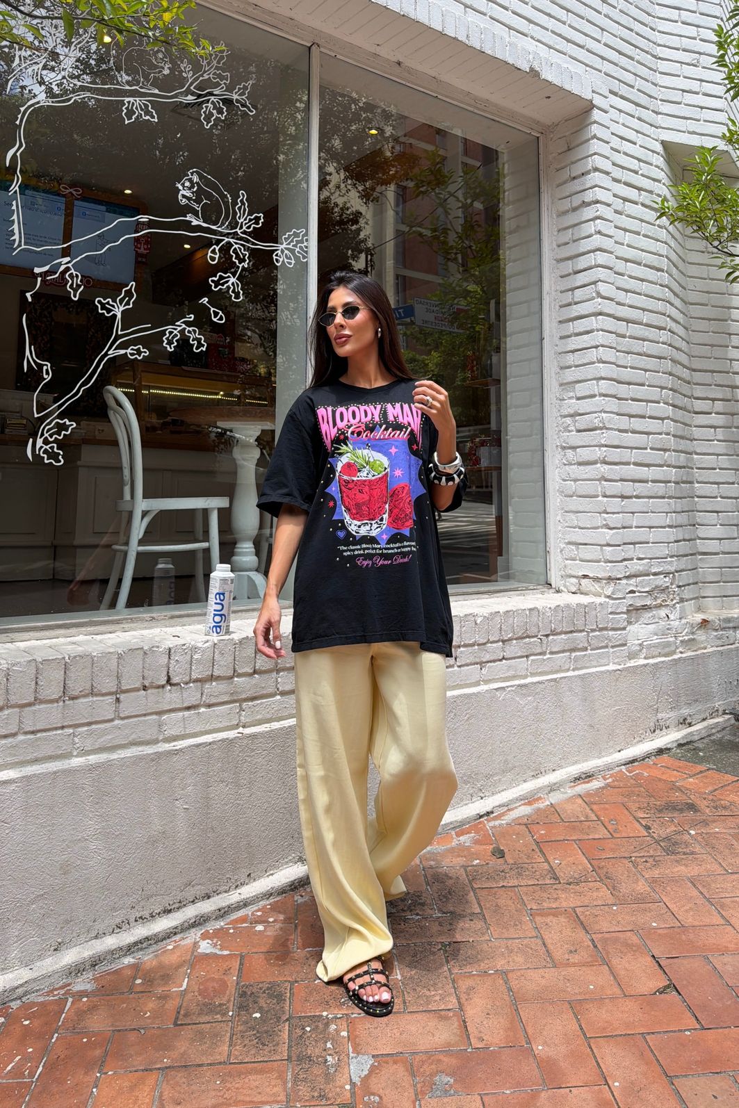 T-SHIRT OVERSIZED BLOODY MARY COCKTAIL (COM METAIS) PRETA